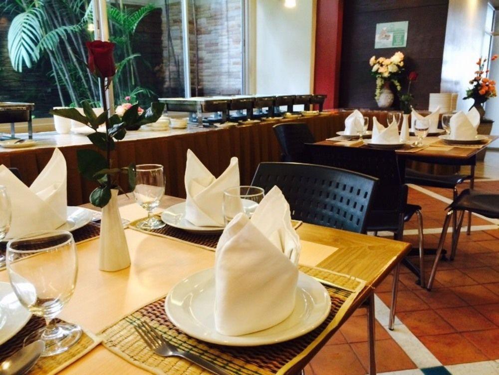 Hatyai Golden Crown Hotel Hat Yai Exterior foto