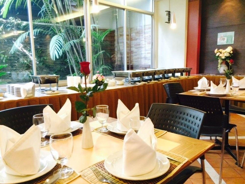 Hatyai Golden Crown Hotel Hat Yai Exterior foto